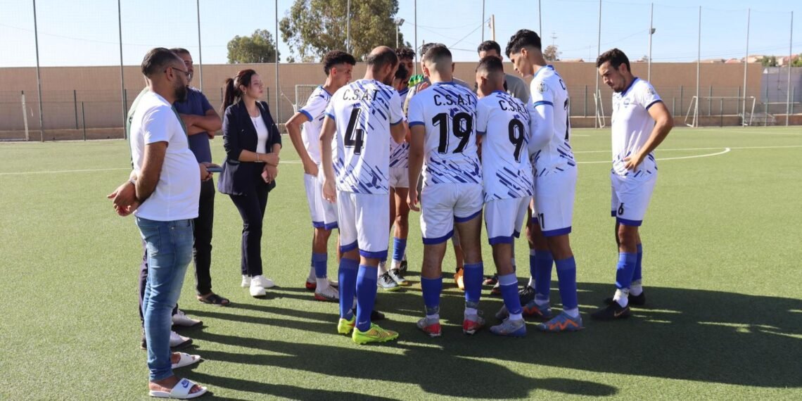 رئيسة أمل تزغين: الهزيمة أمام أسود زايو مؤلمة وغياب ملعب للتداريب يعرقل مسار الفريق .