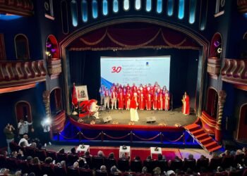 انطلاق الدورة الـ30 من مهرجان تطوان لسينما البحر الأبيض المتوسط وسط أجواء احتفالية .