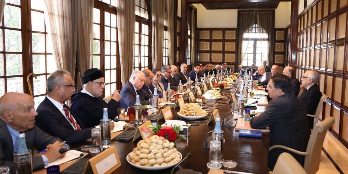 بلاغ من الديوان الملكي .