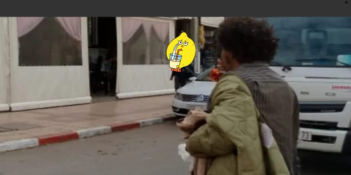 منظمة حقوقية بجهة بني ملال خنيفرة ، توجه نداء للتدخل إزاء توافد أشخاص مختلين نحو مدينة أولاد عياد ومعاناتهم في ظروف قاسية