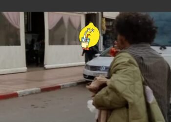 منظمة حقوقية بجهة بني ملال خنيفرة ، توجه نداء للتدخل إزاء توافد أشخاص مختلين نحو مدينة أولاد عياد ومعاناتهم في ظروف قاسية