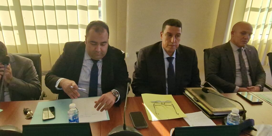 رئيس دائرة بني موسى الغربية يترأس اللقاء التشاوري الأول مع ممثلي ورؤساء الجمعيات في إطار تنزيل التعليمات الملكية السامية بدار ولد زيدوح.